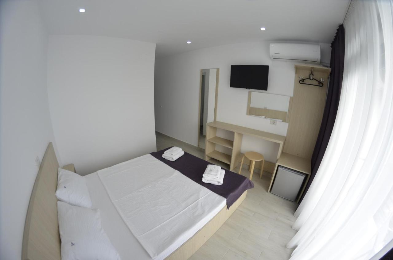 Vila Patricia コスティネシュティ エクステリア 写真